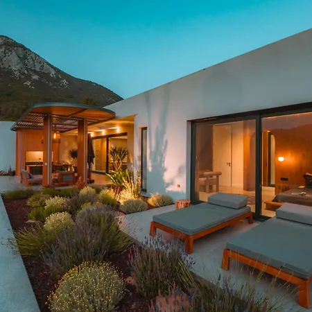 Villa The Escape House
